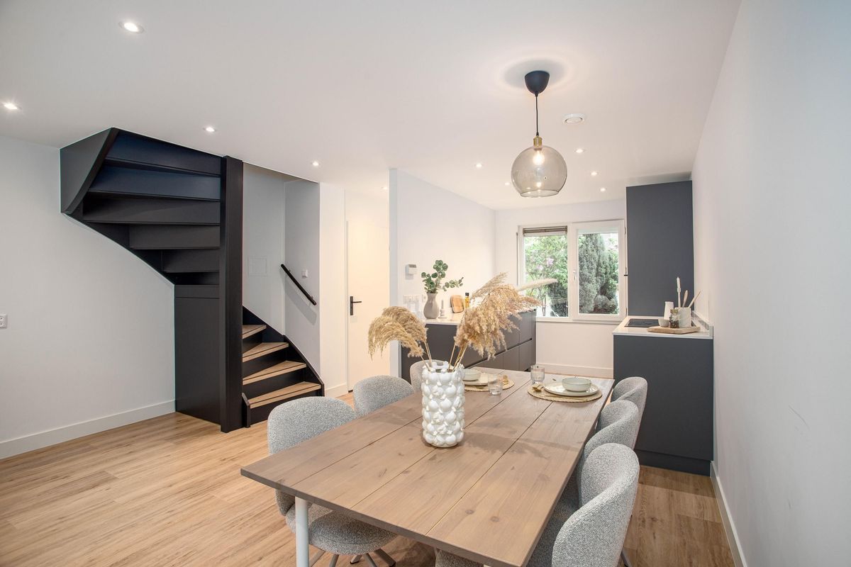 Amerhof 110 Photo Blur 15