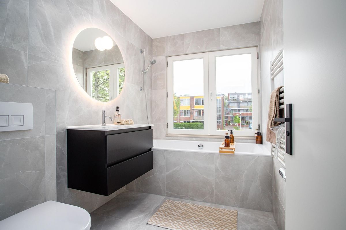 Amerhof 110 Photo Blur 28