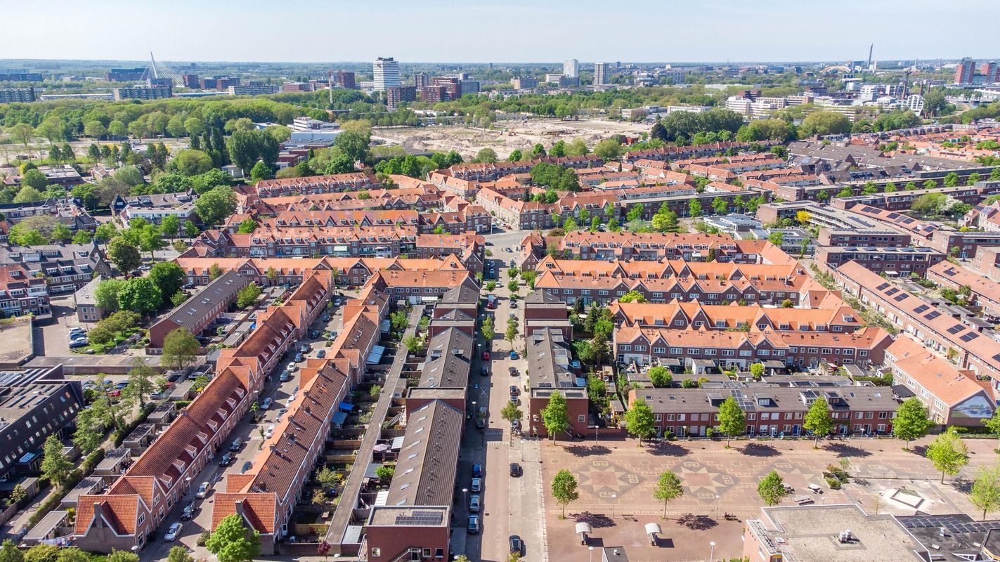 Amerhof 110 Photo Blur 44