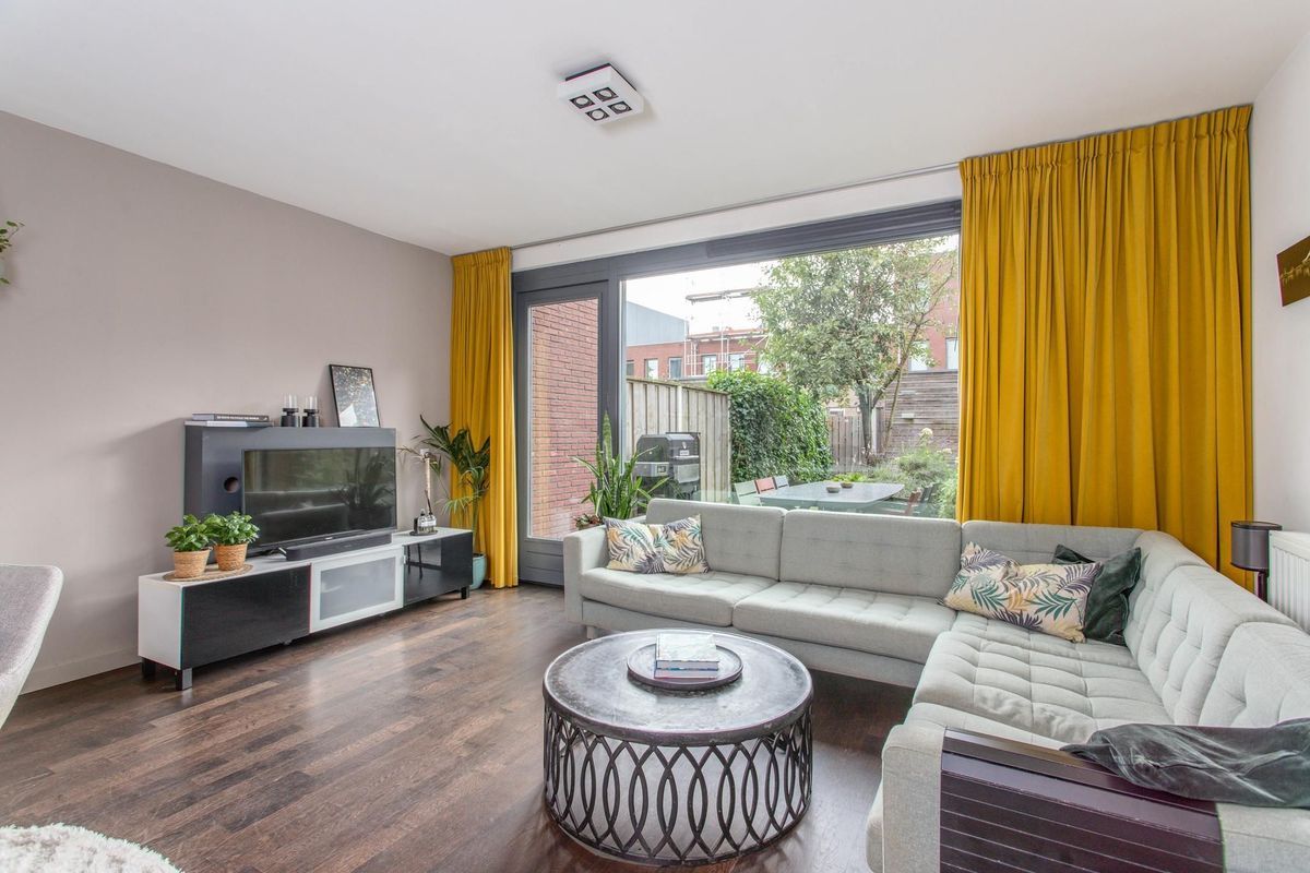 Simon Vestdijkstraat 19 Photo Blur 0