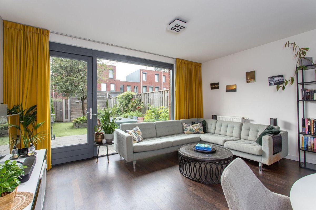 Simon Vestdijkstraat 19 Photo Blur 3