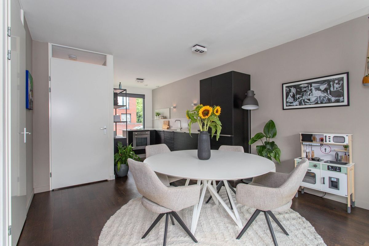 Simon Vestdijkstraat 19 Photo Blur 9