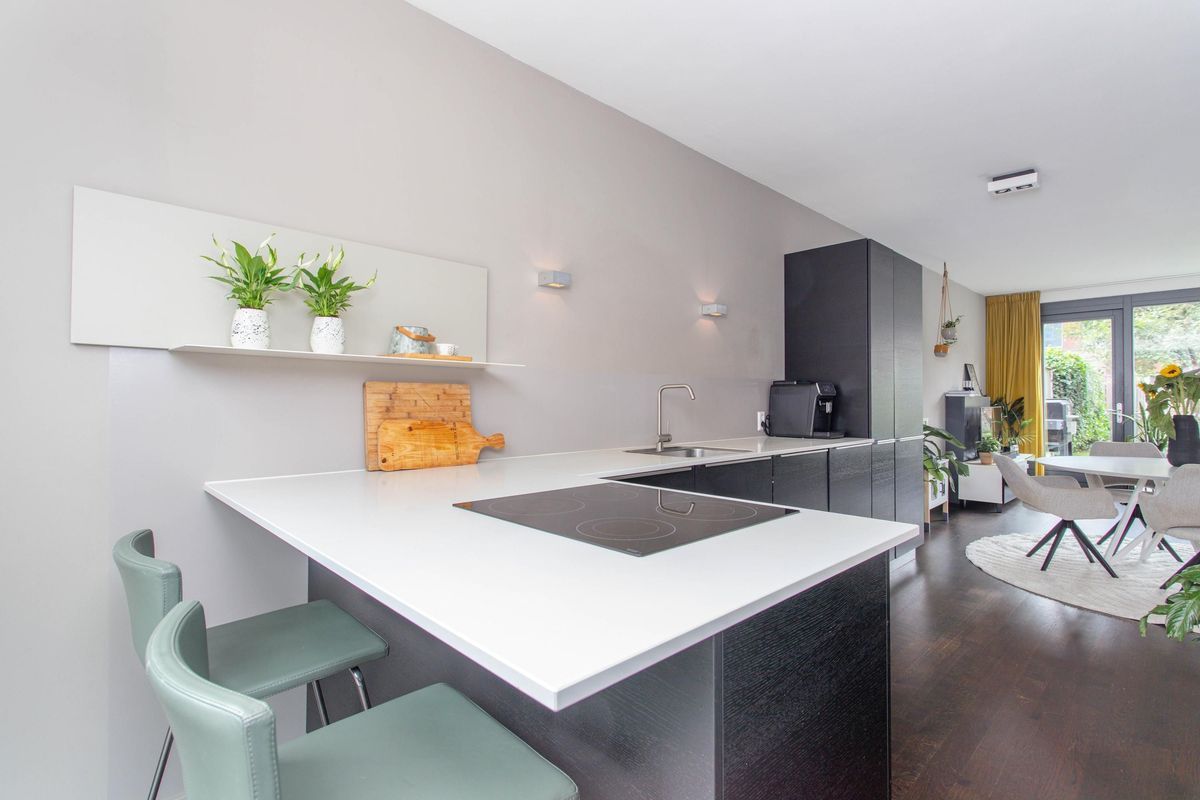 Simon Vestdijkstraat 19 Photo Blur 13