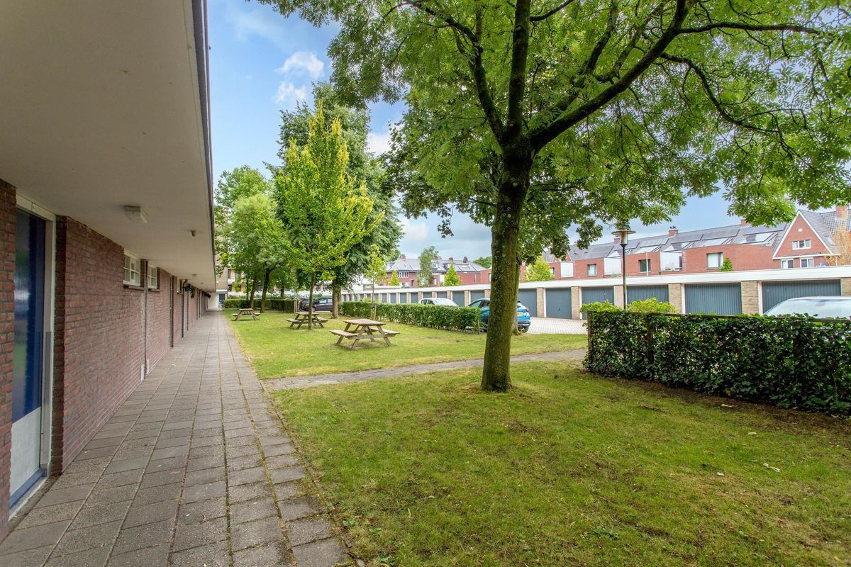 Ravellaan 109 Photo Blur 22