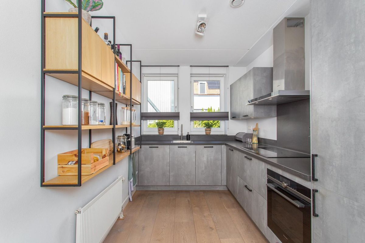 Hermelijnvlinderdijk 124 Photo Blur 8