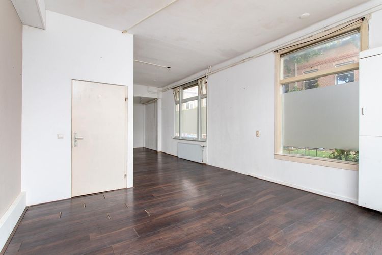 Bankaplein 1 Photo 1