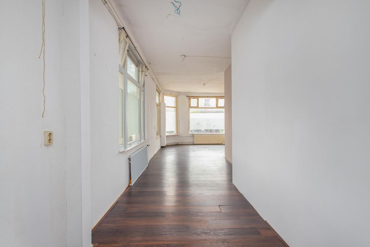 Bankaplein 1 Photo Blur 4