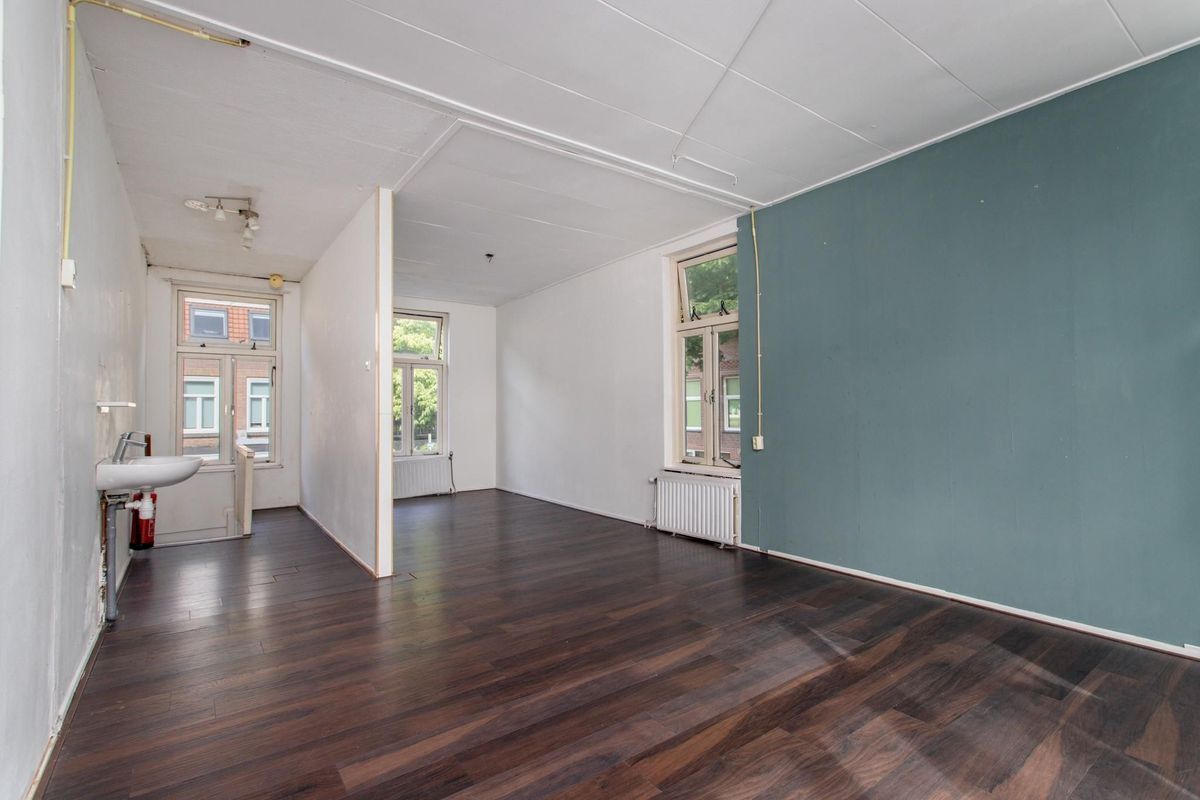 Bankaplein 1 Photo Blur 17