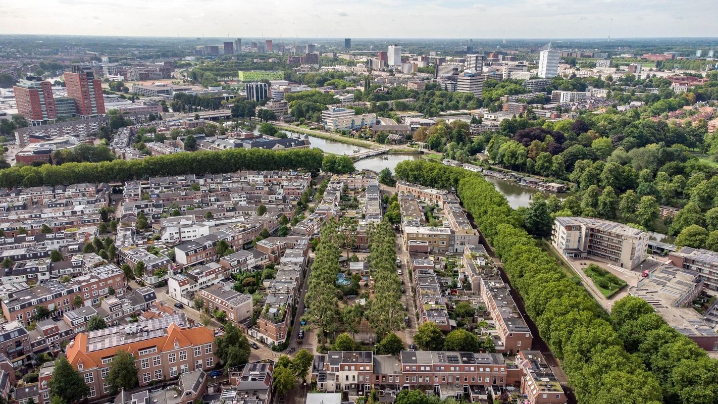 Bankaplein 1 Photo Blur 29