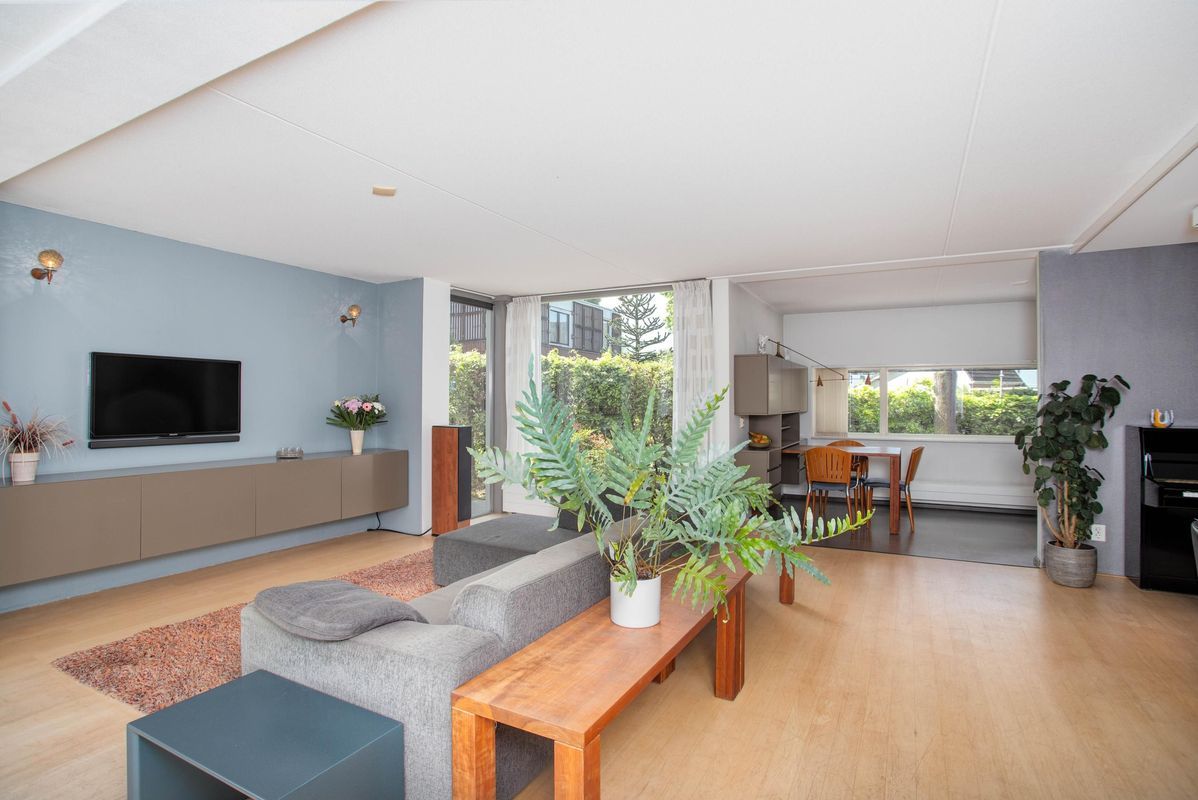 Vuurvlindersingel 12 Photo Blur 6