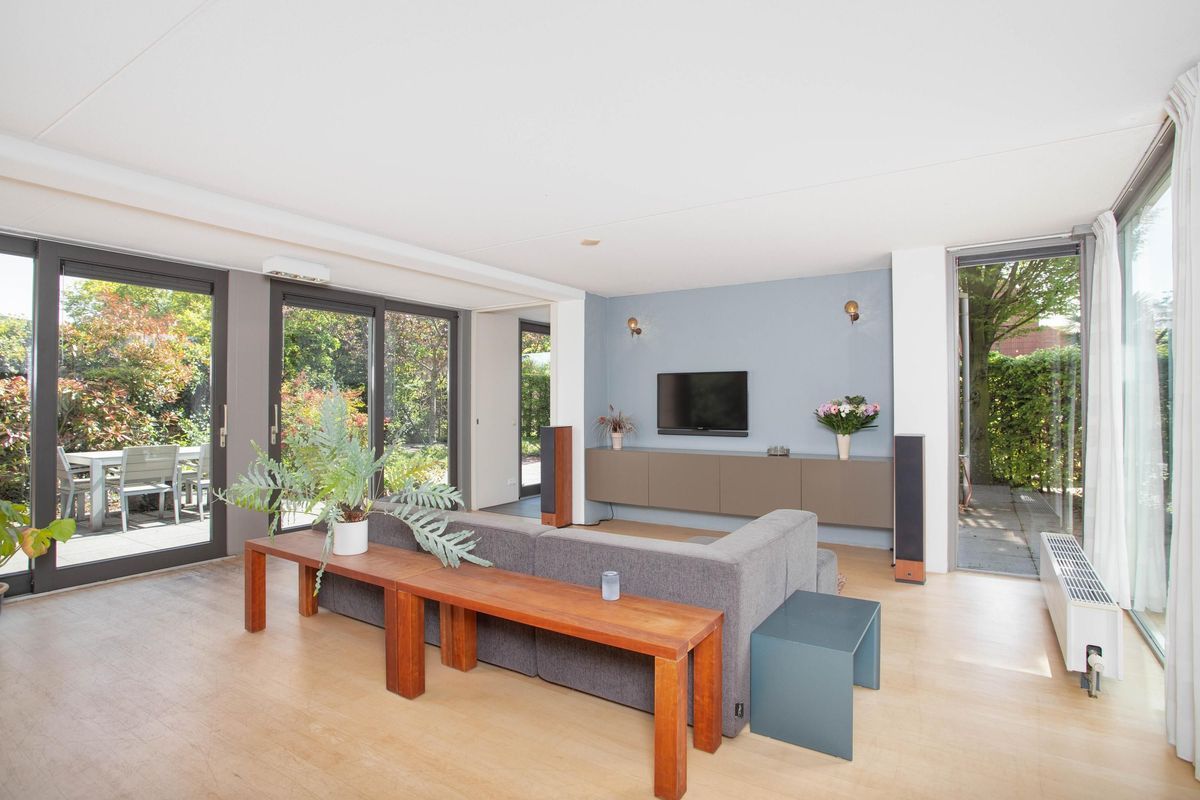 Vuurvlindersingel 12 Photo Blur 10