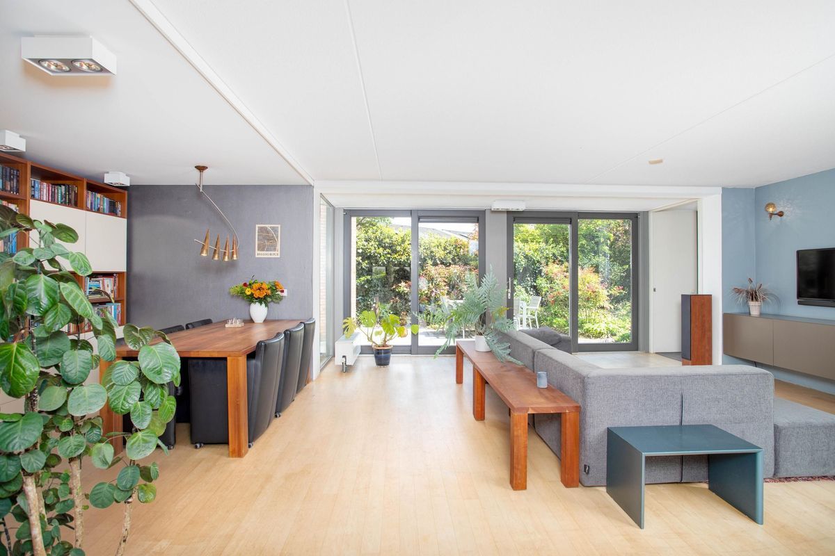 Vuurvlindersingel 12 Photo Blur 9