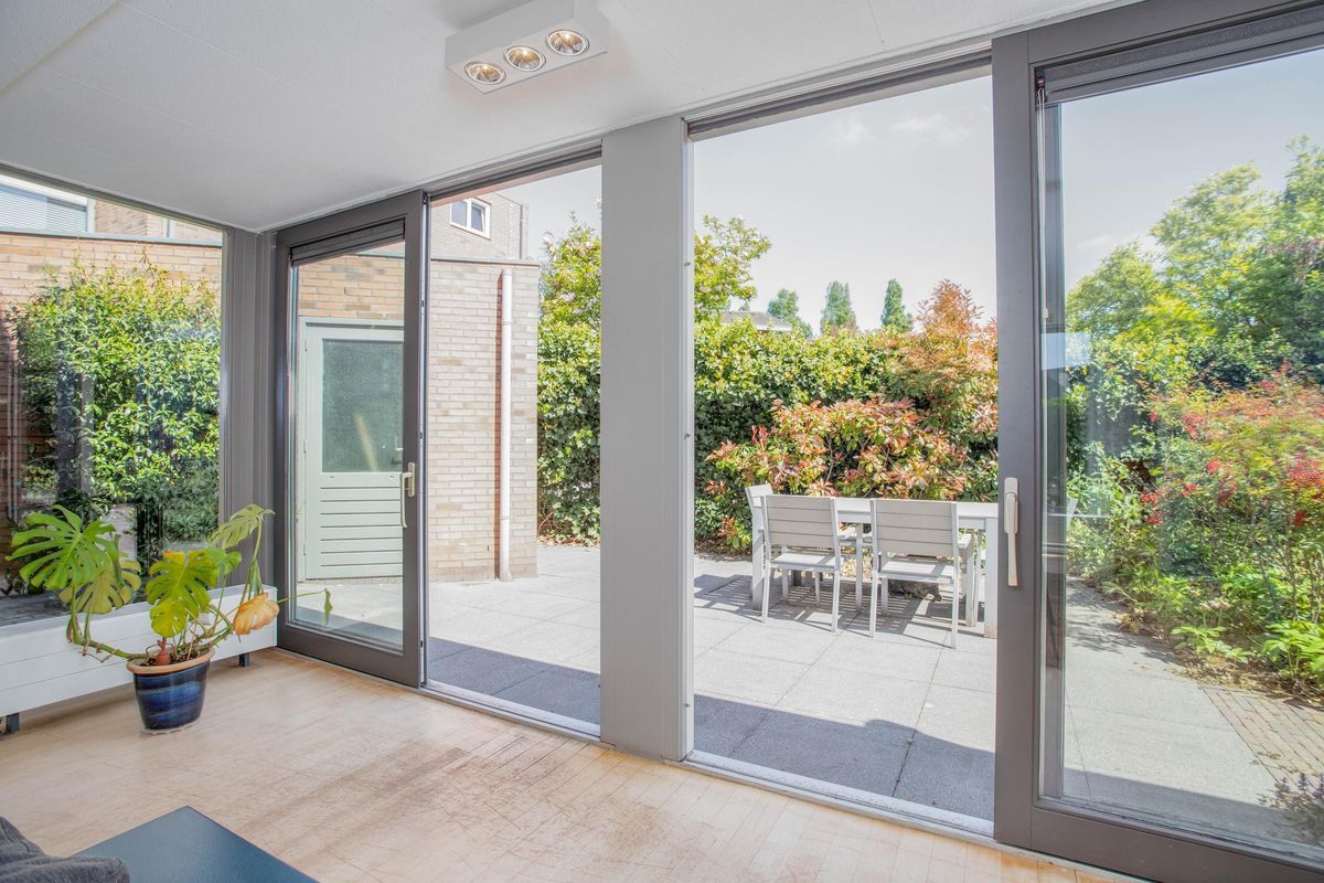 Vuurvlindersingel 12 Photo Blur 34