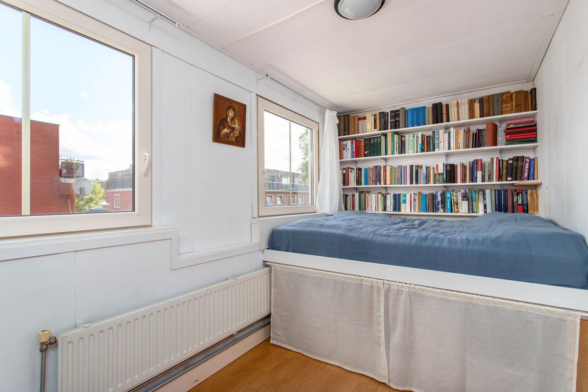 Bankstraat 56 Photo Blur 16