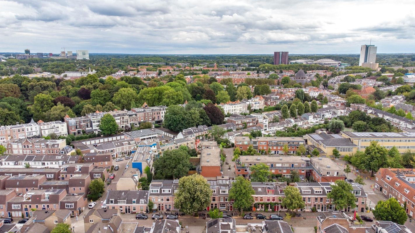 Bankstraat 56 Photo Blur 33