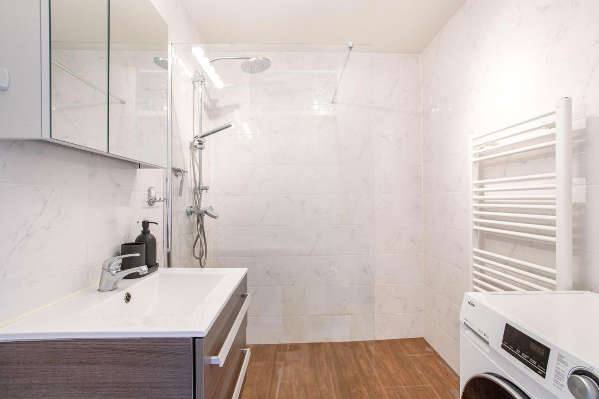 Giessenplein 19 Photo Blur 18