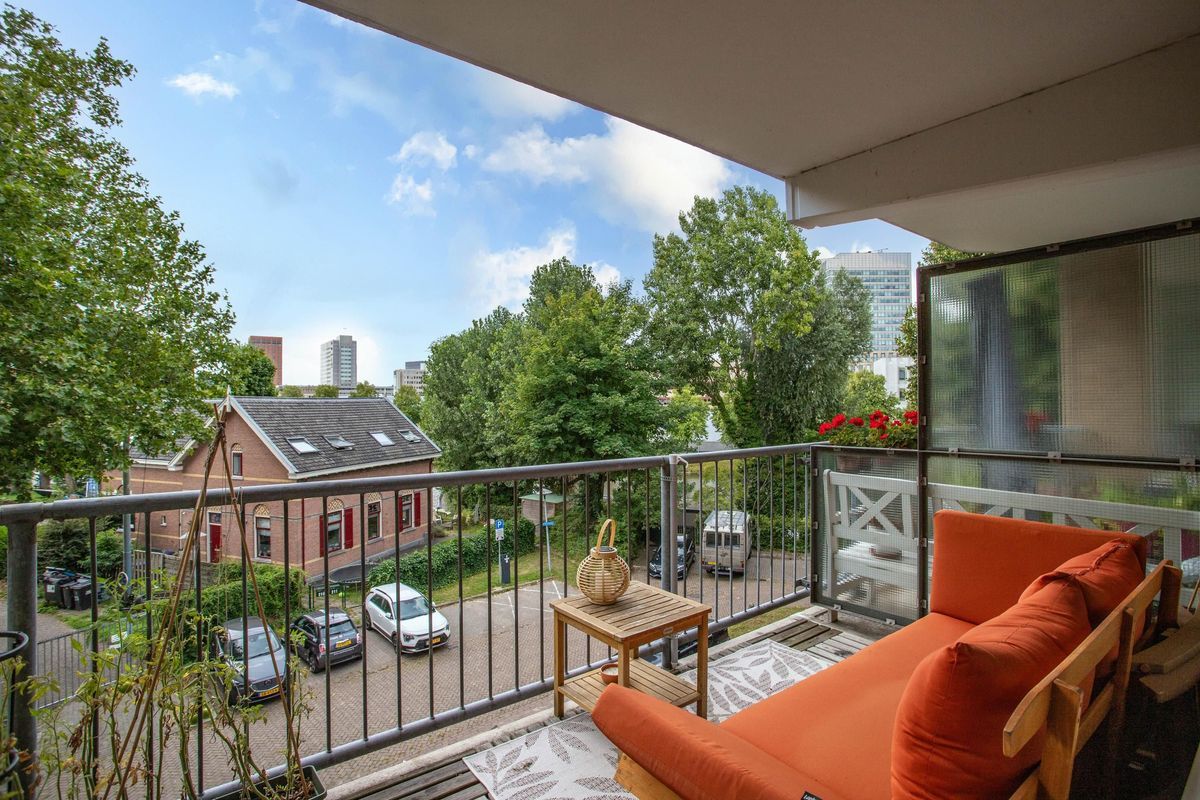 Giessenplein 19 Photo Blur 20