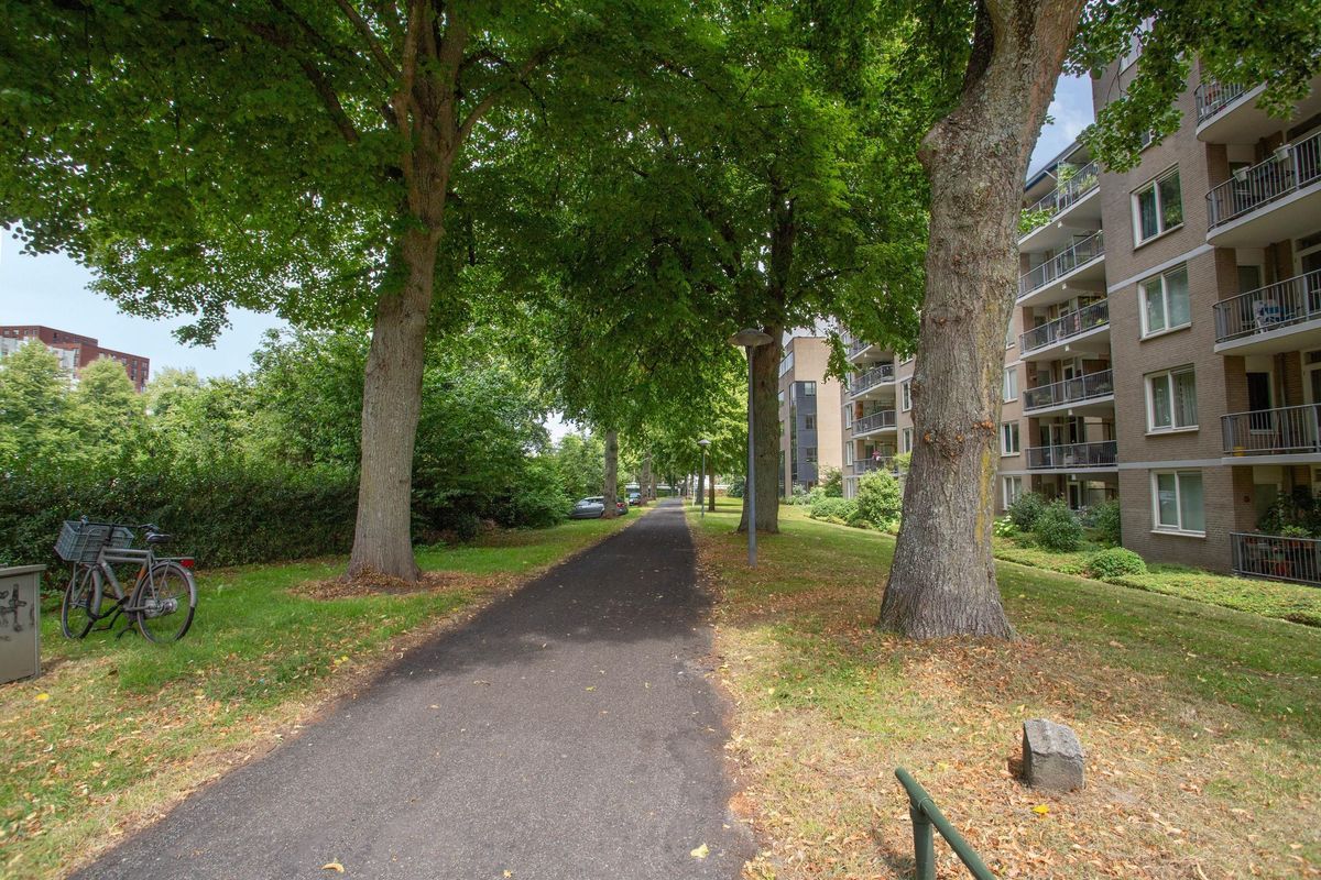 Giessenplein 19 Photo Blur 26