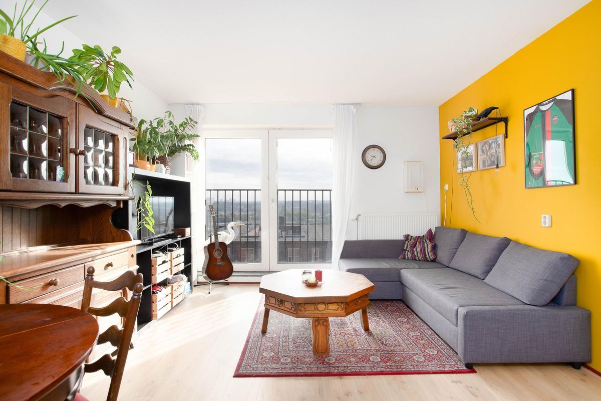 Europaplein 913 Photo Blur 2