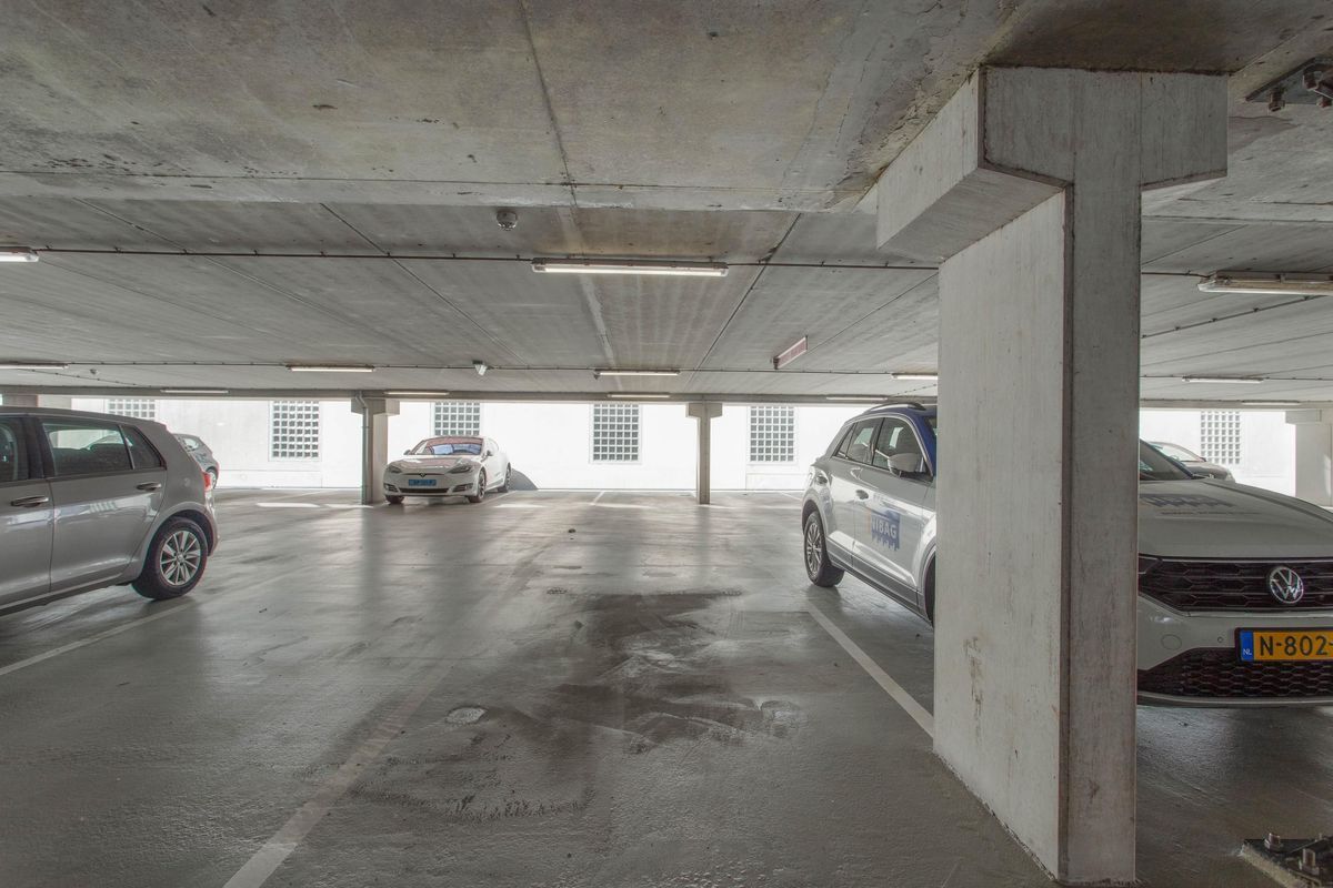 Europaplein 913 Photo Blur 16