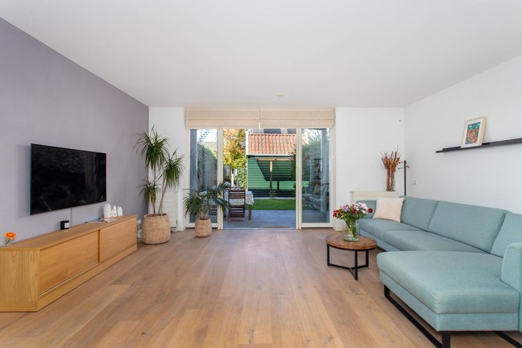 Aart van der Leeuwlaan 15 Photo 1