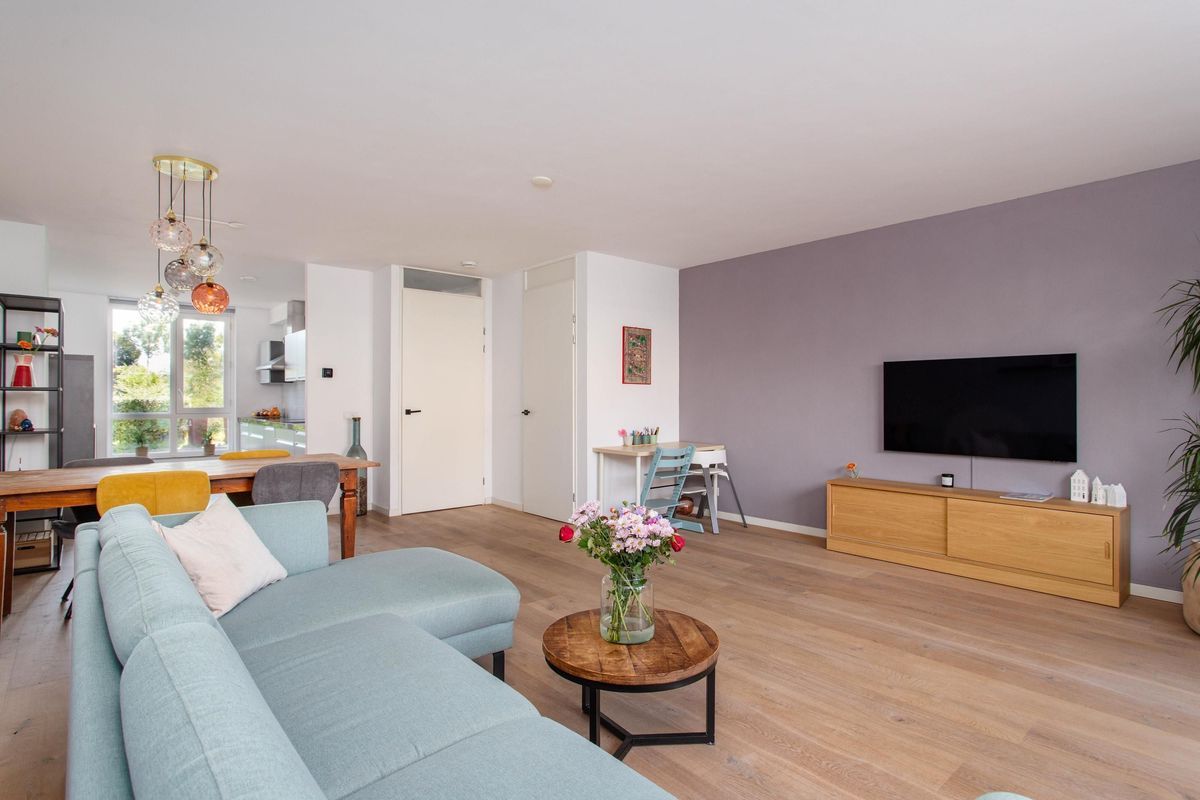 Aart van der Leeuwlaan 15 Photo Blur 4