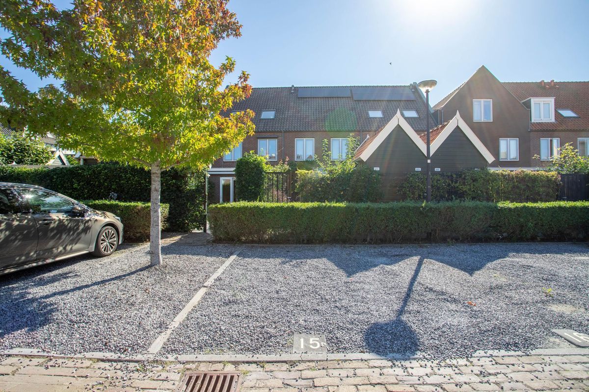 Aart van der Leeuwlaan 15 Photo Blur 30