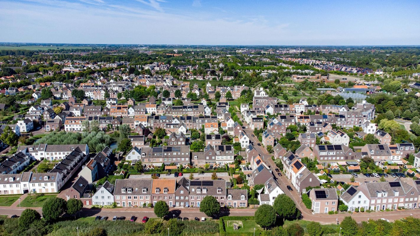 Aart van der Leeuwlaan 15 Photo Blur 36