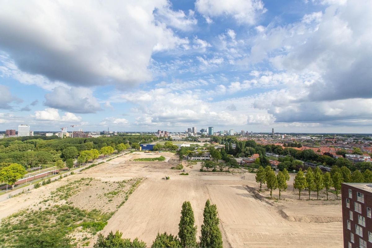 Europaplein 965 Photo Blur 13