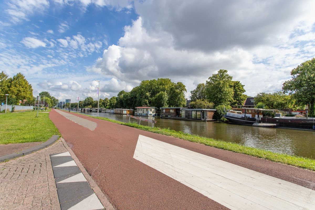 Europaplein 965 Photo Blur 26