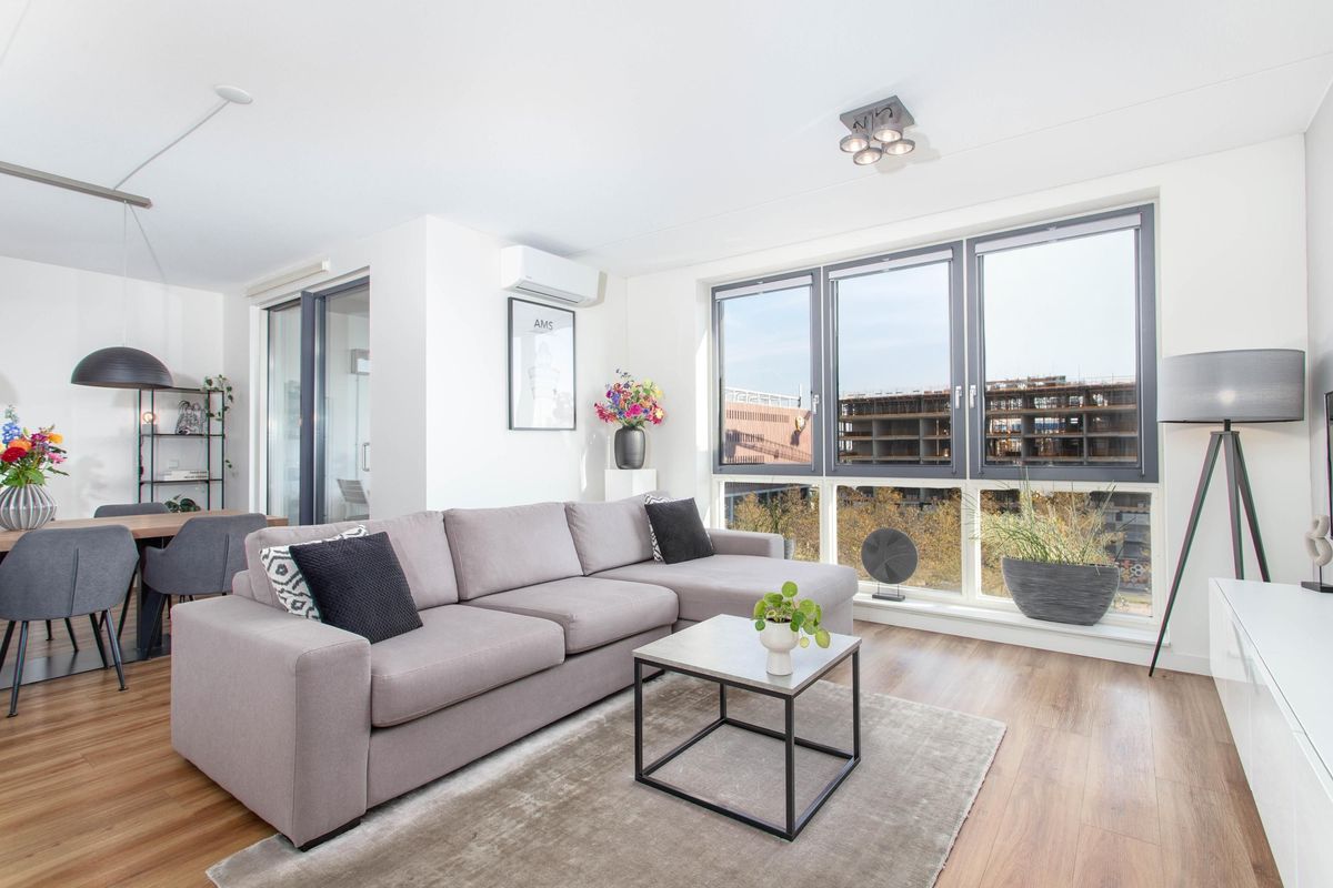 San Marinostraat 183 Photo Blur 1