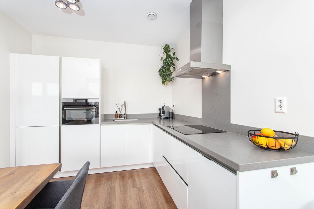 San Marinostraat 183 Photo Blur 9