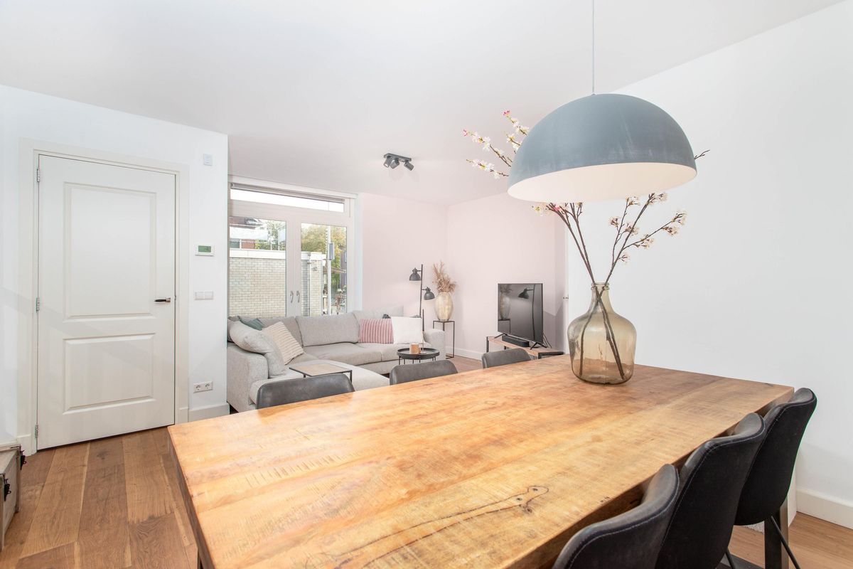 Burgemeester Smitsstraat 20 Photo Blur 5