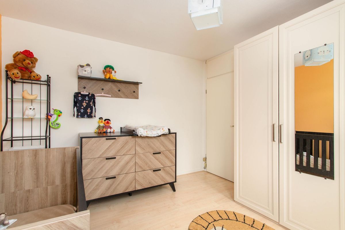 Bertha von Suttnerlaan 4 Photo Blur 13