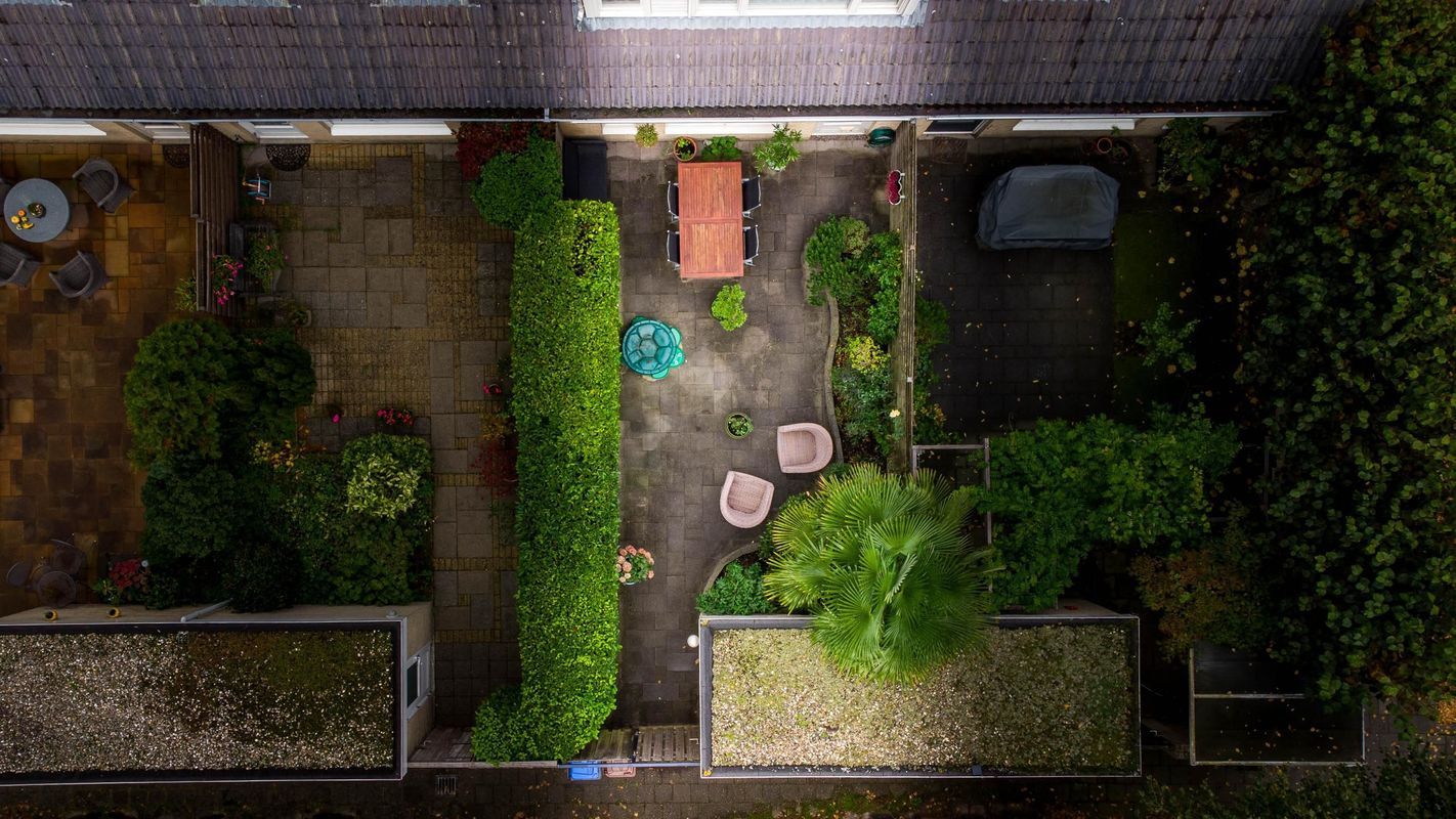 Bertha von Suttnerlaan 4 Photo Blur 25