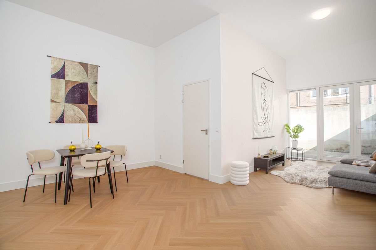 Waalstraat 121-B Photo Blur 2