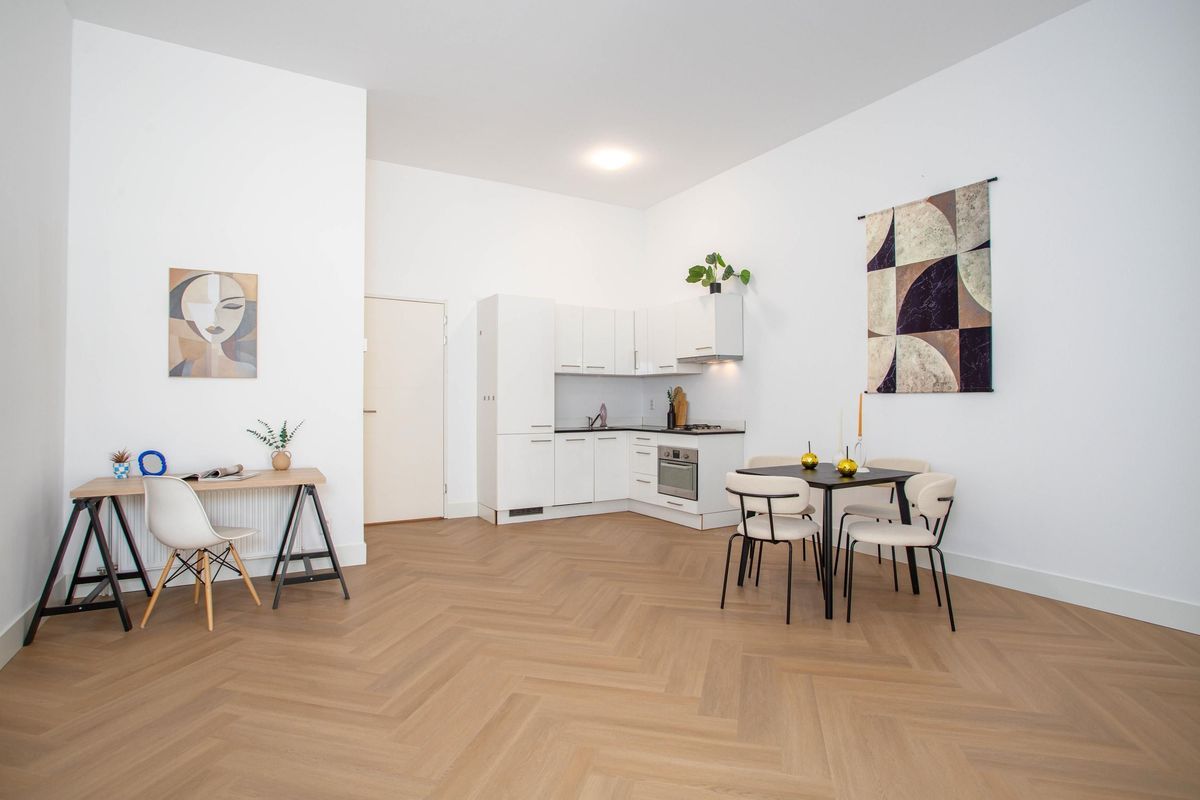 Waalstraat 121-B Photo Blur 7