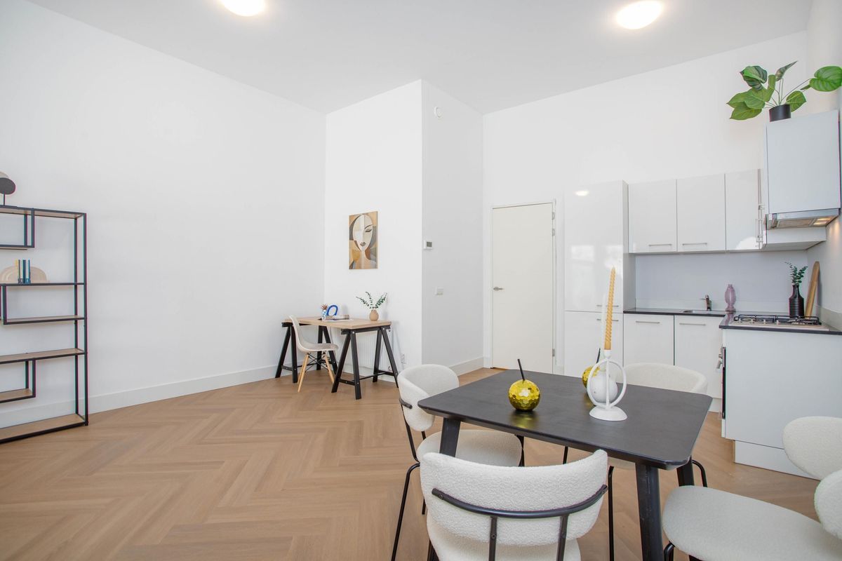 Waalstraat 121-B Photo Blur 8