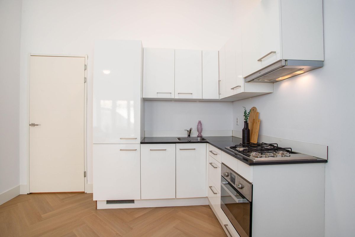 Waalstraat 121-B Photo Blur 10