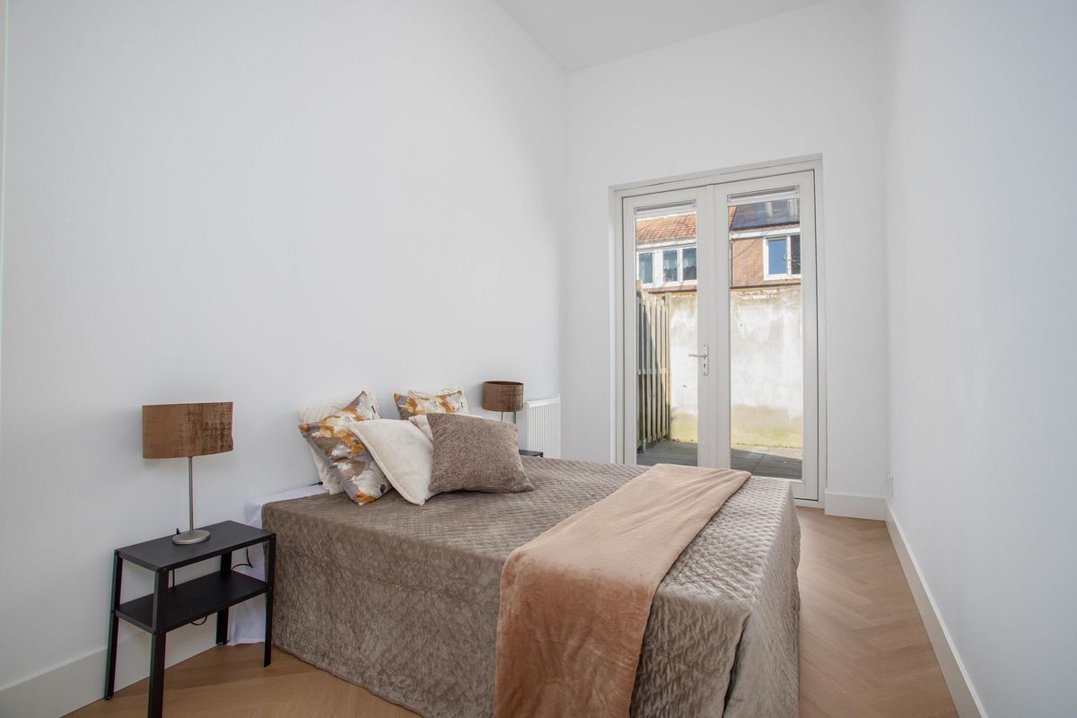 Waalstraat 121-B Photo Blur 15