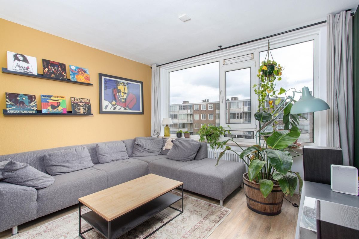 Van Eysingalaan 344 Photo Blur 3