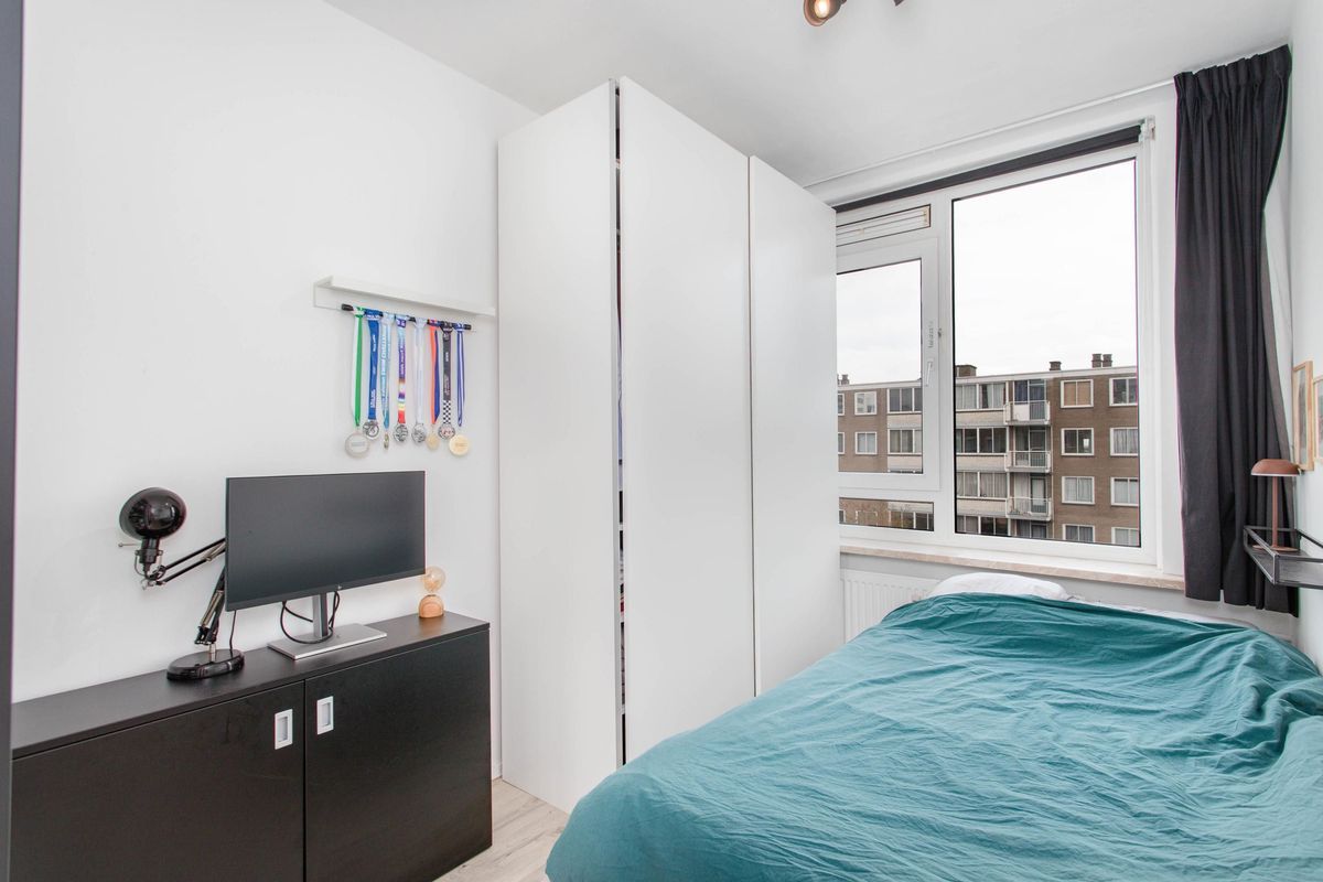 Van Eysingalaan 344 Photo Blur 17