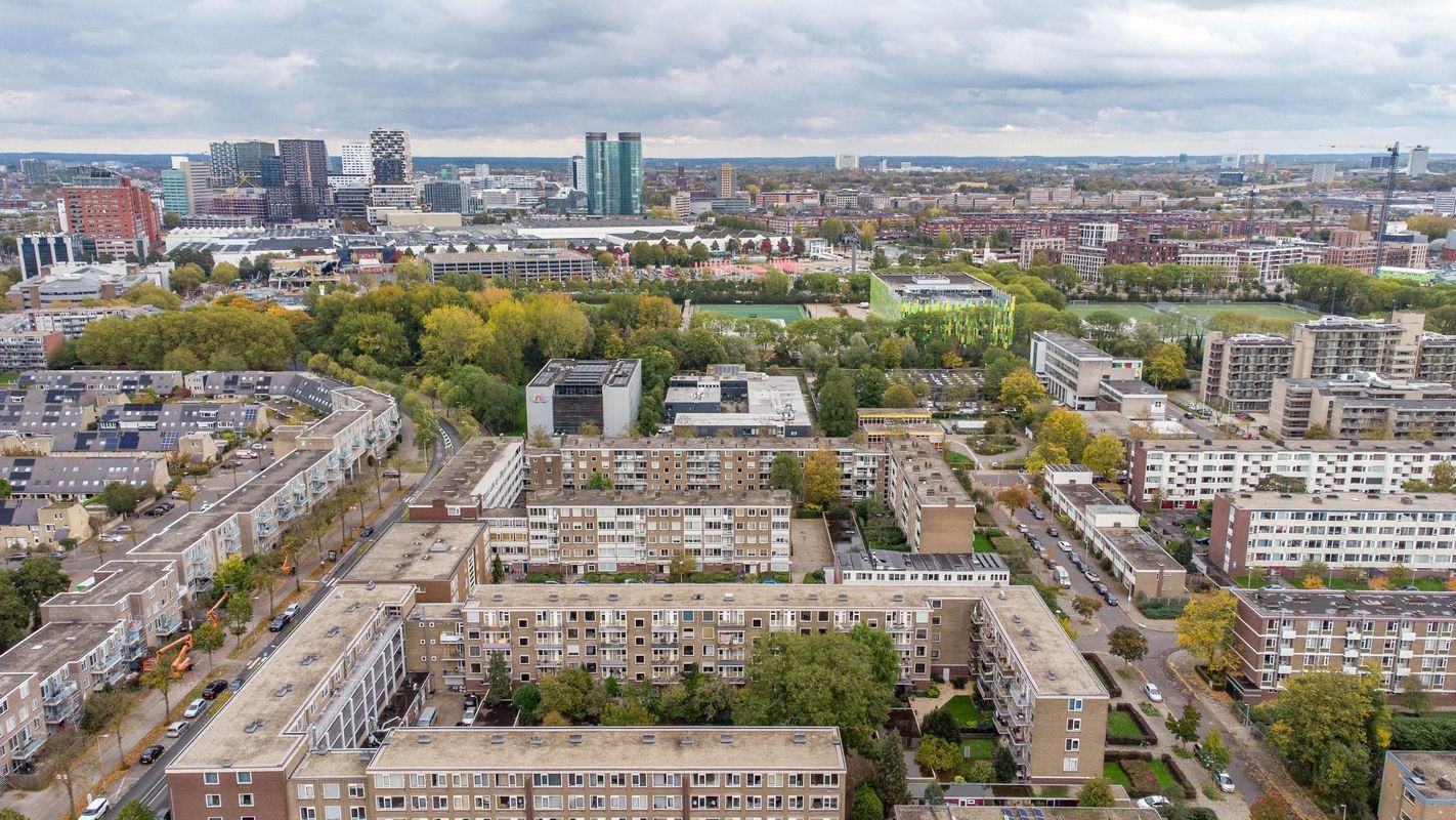 Van Eysingalaan 344 Photo Blur 27