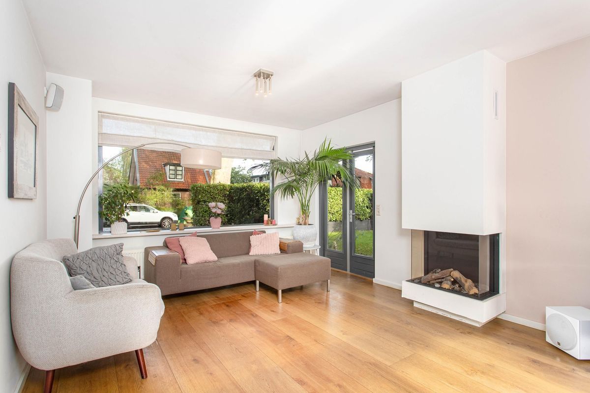 Klokjeslaan 84 Photo Blur 4