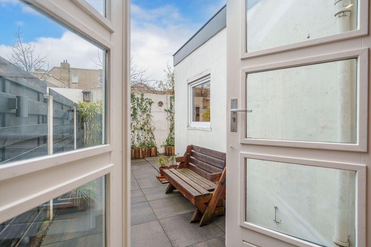 Verenigingstraat 44 Photo Blur 21