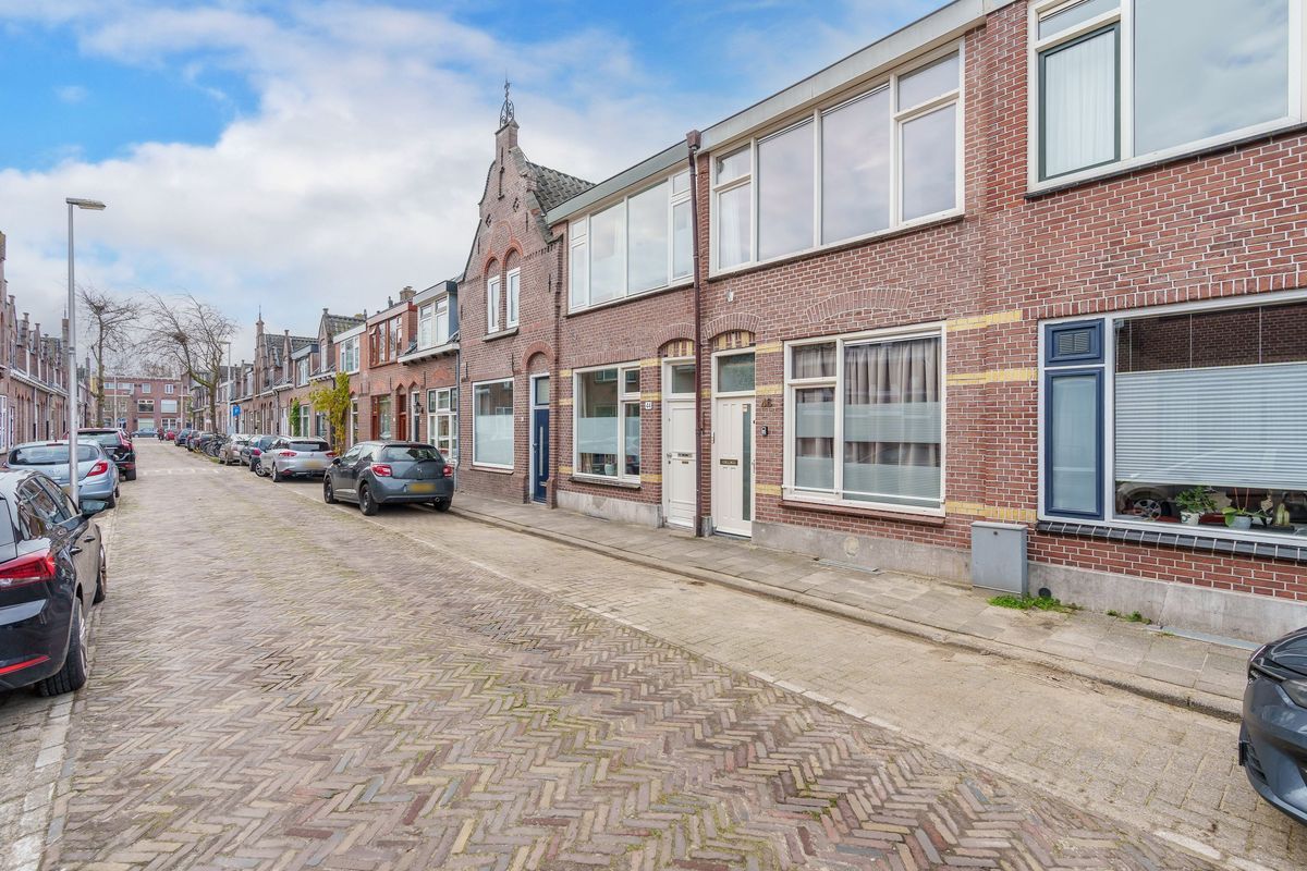 Verenigingstraat 44 Photo Blur 50