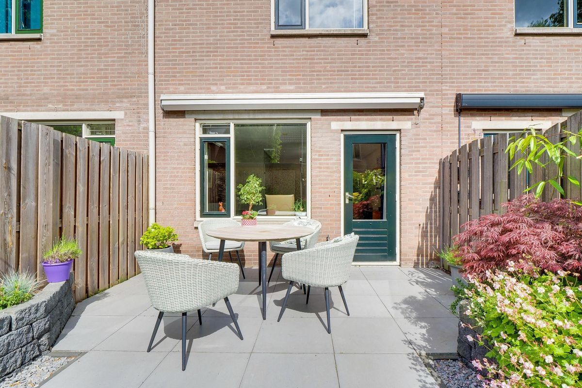 Chathams 38 Photo Blur 16