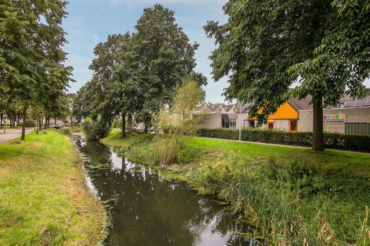 Strocamp 73 Photo Blur 45