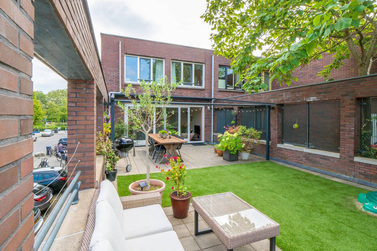 Niasstraat 8-A Photo Blur 20