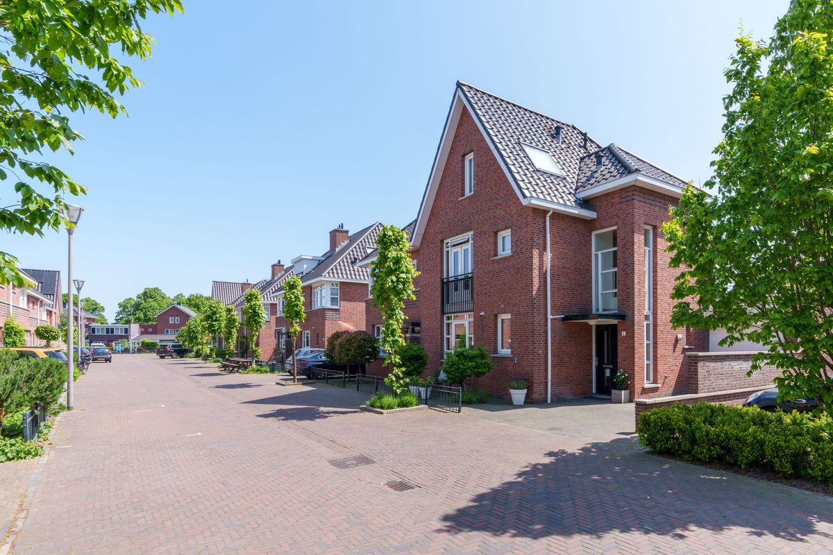 Nicolaas Basterthof 2 Photo Blur 3